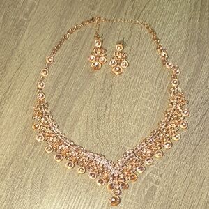 Elegant Rose Gold Necklace and Earring Set